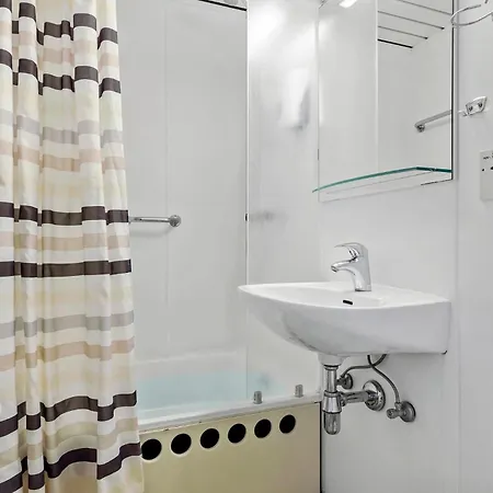 アパート 1 Bedroom Lovely In *