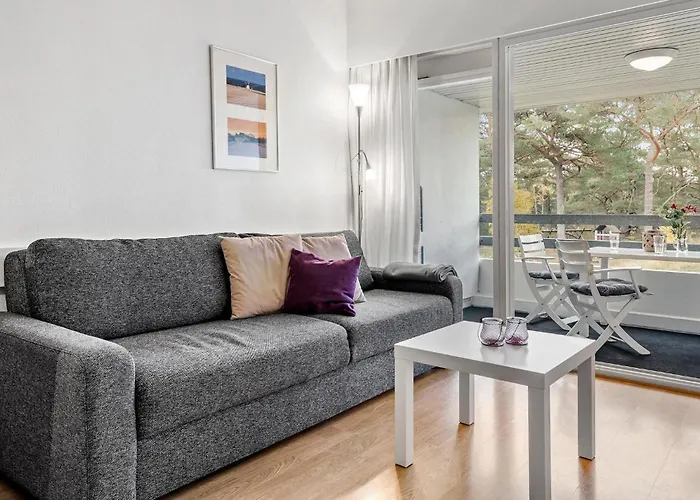 Апартаменты 1 Bedroom Lovely In