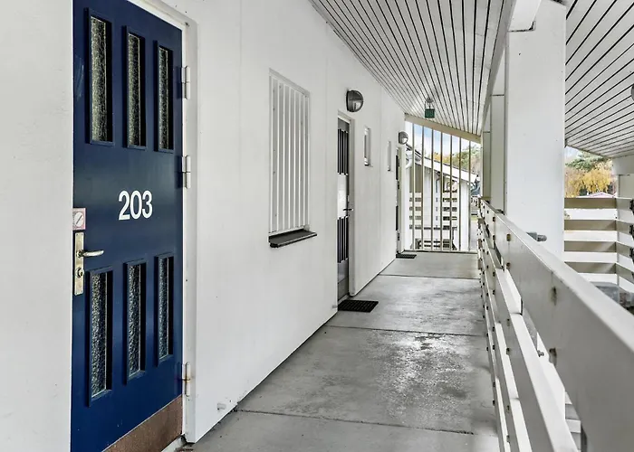 1 Bedroom Lovely In Апартаменты *